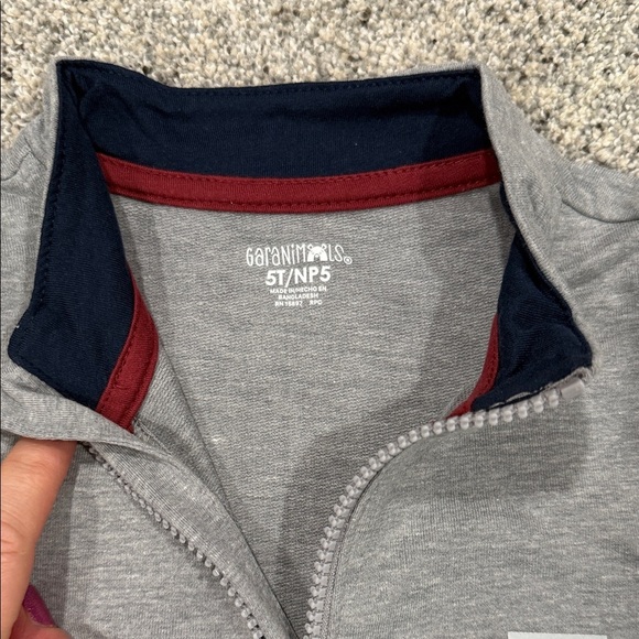 2 Set of pants and shorts - Picture 15 of 15